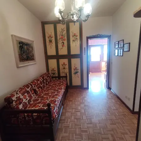 Apartment Appartamento Centrale *